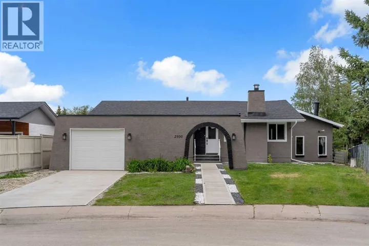 2930 Oakmoor Crescent SW, Calgary, Alberta T2V3Z7