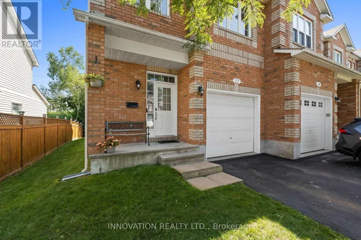 37 CHANTILLY GATE, Ottawa, Ontario K2S2B1