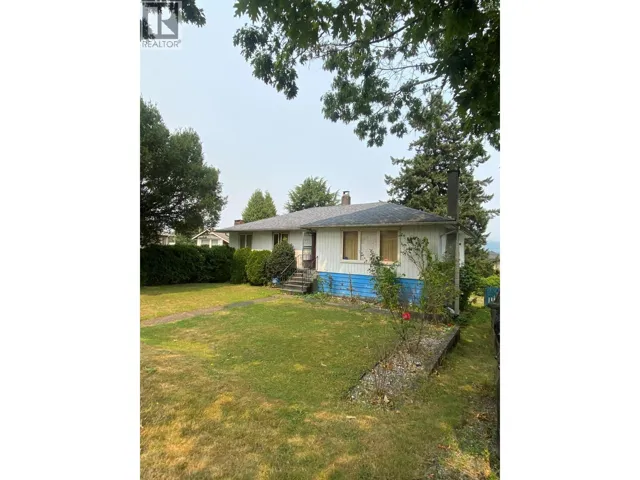 4757 BUXTON STREET, Burnaby, British Columbia V5H1J2