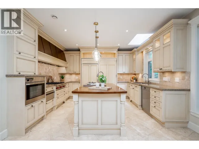 1535 ROCKCRESS PLACE, Coquitlam, British Columbia V3E2Y1