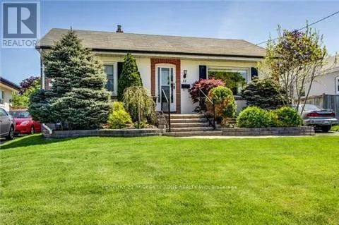 37 ADANAC DRIVE, Toronto (Cliffcrest), Ontario M1M2E5