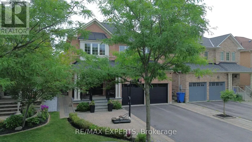 53 BRAITH CRESCENT, Whitchurch-Stouffville (Stouffville), Ontario L4A0B9
