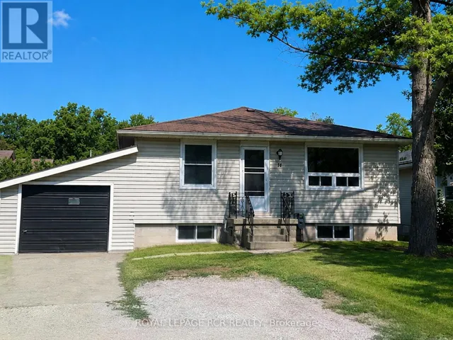 11 JACKSONS POINT AVENUE, Georgina (Sutton & Jackson's Point), Ontario L0E1L0