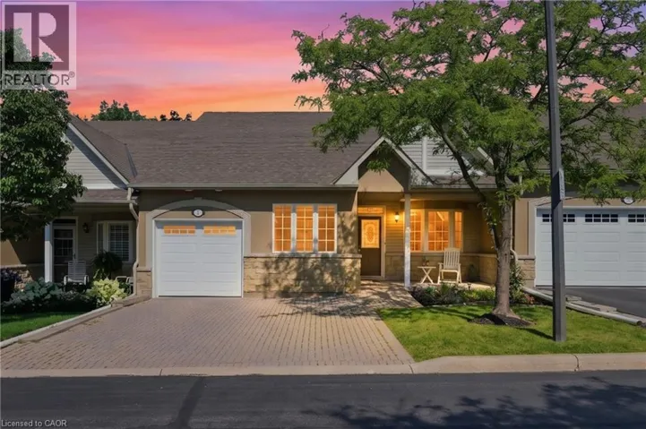 212 STONEHENGE Drive Unit# 41, Ancaster, Ontario L9K1N4