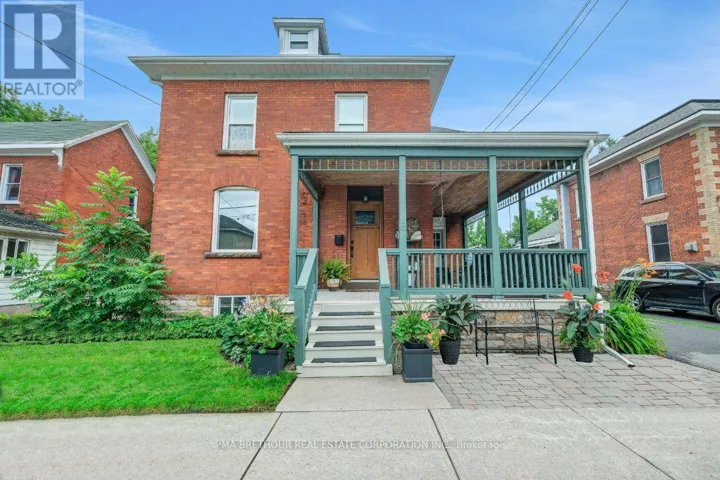 8 NORTH STREET, Perth, Ontario K7H2S3
