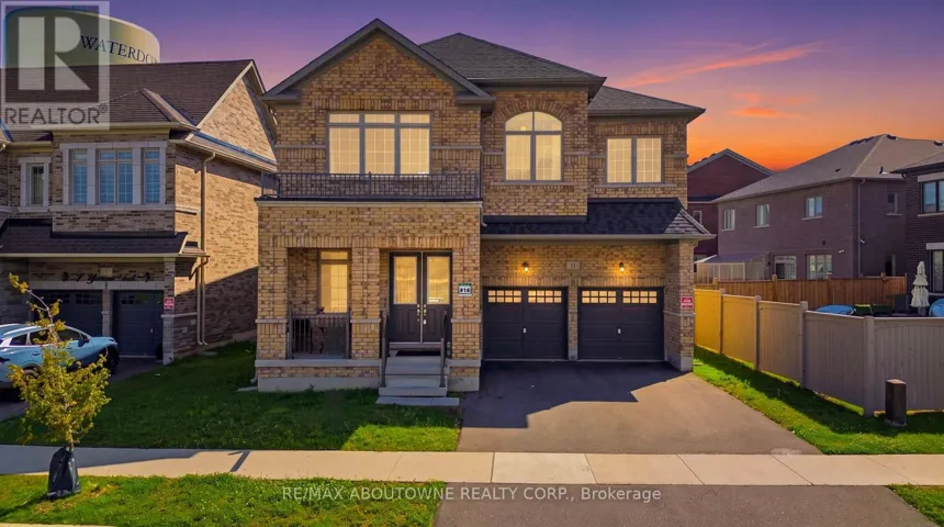 11 GRIERSON TRAIL, Hamilton (Waterdown), Ontario L8B1X5
