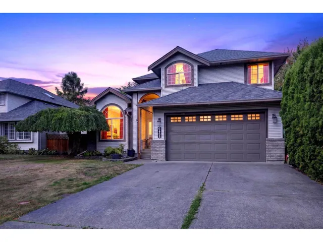 6455 188A STREET, Surrey, British Columbia V3S8V3
