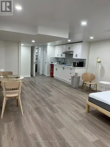 B01 - 138 ROBERT STREET, Toronto (University), Ontario M5S2K3