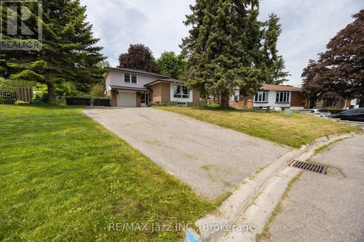 62 CROSSLEY DRIVE, Port Hope, Ontario L1A3T5