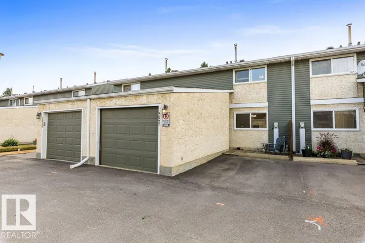 3237 132A AV NW, Edmonton, Alberta T5A3K4