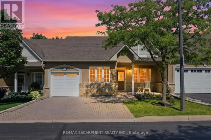 41 - 212 STONEHENGE DRIVE, Hamilton (Meadowlands), Ontario L9K1N4