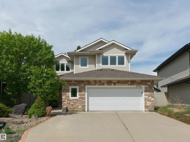 8708 207 ST NW, Edmonton, Alberta T5T6Y1