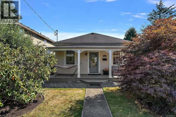 2445 Malaview Ave, Sidney, British Columbia V8L2G4