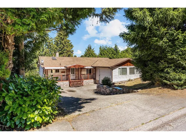 13475 113 AVENUE, Surrey, British Columbia V3R6S9