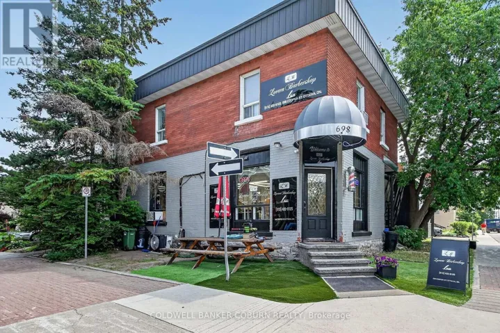698 COOPER STREET, Ottawa, Ontario K1R6C6