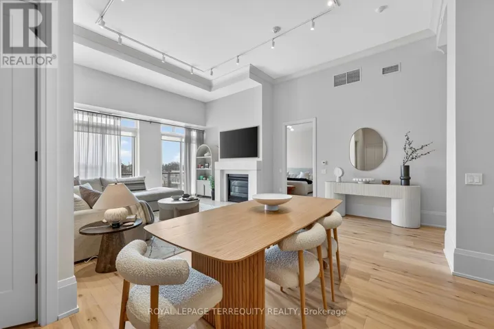 PH 615 - 1 HUME STREET, Collingwood, Ontario L9Y0X3