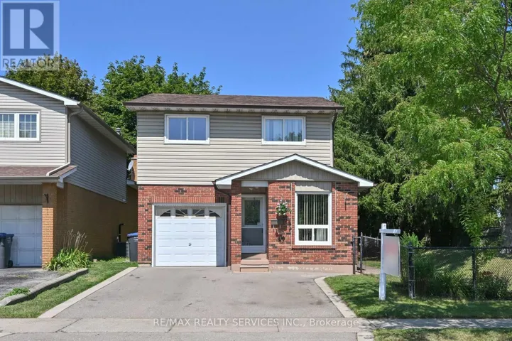 2 LINDRIDGE AVENUE, Brampton (Westgate), Ontario L6S3W9