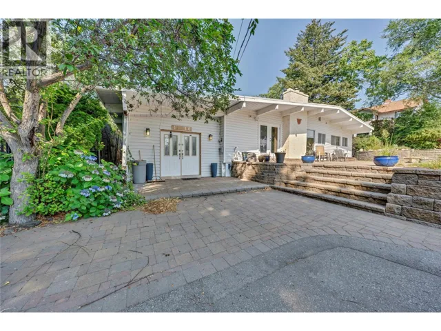 14416 Fisher Close, Summerland, British Columbia V0H1Z0
