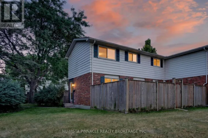 10 - 69 CONWAY DRIVE, London South (South X), Ontario N6E2H4