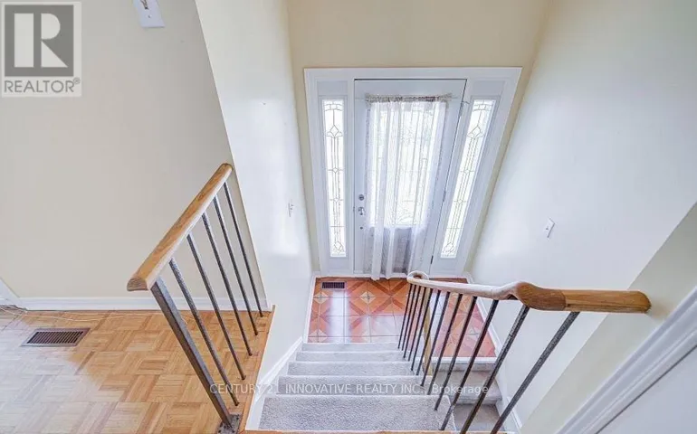 9 CAPSTAN COURT, Toronto (Glenfield-Jane Heights), Ontario M3L2M9