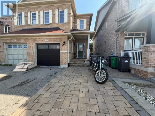 4694 CENTRETOWN WAY, Mississauga (Hurontario), Ontario L5R0C9