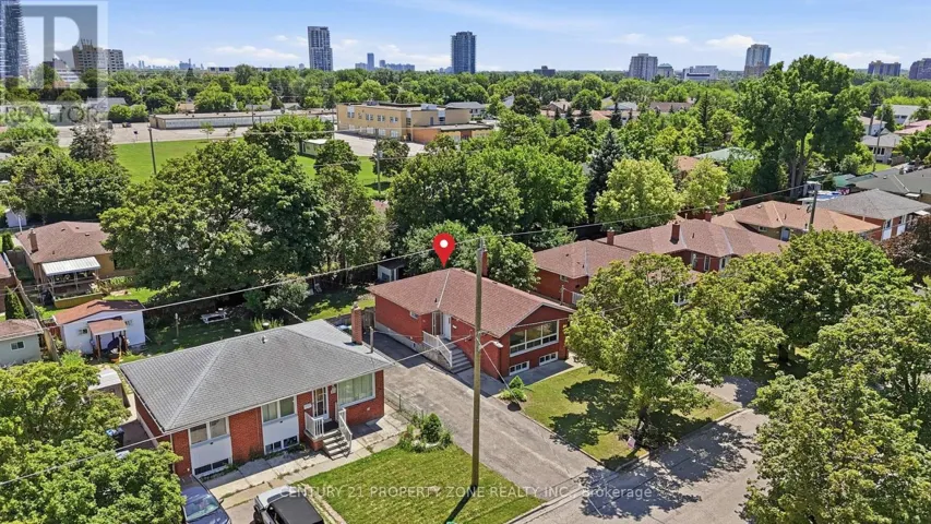 45 BRISCO STREET, Brampton (Brampton North), Ontario L6V1X1