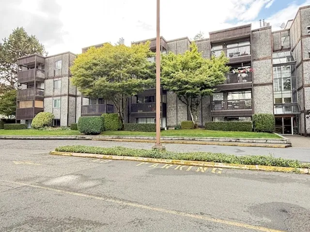 411 13501 96 AVENUE, Surrey, British Columbia V3V7L9