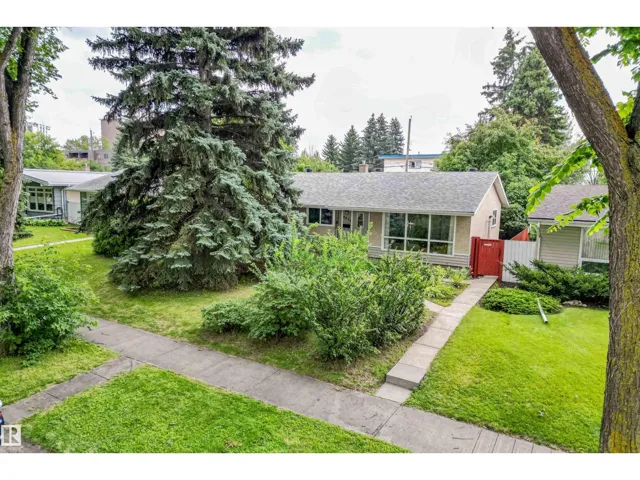 6811 101A AV NW, Edmonton, Alberta T6A0M3