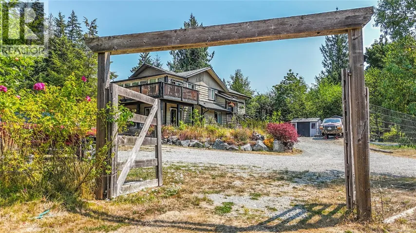 877 Hutchinson Rd, Cobble Hill, British Columbia V0R1L0