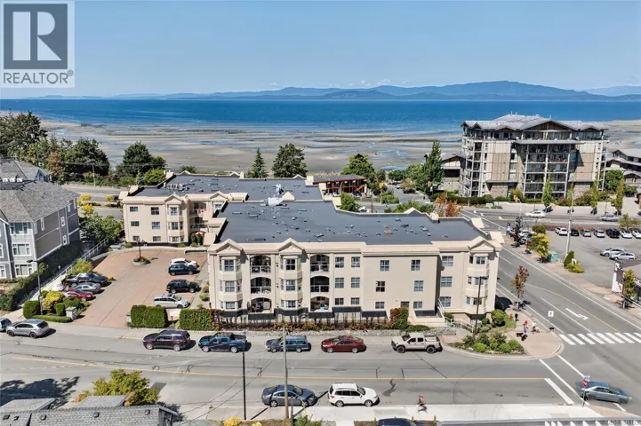 201 220 Island Hwy W, Parksville, British Columbia V9P2P3