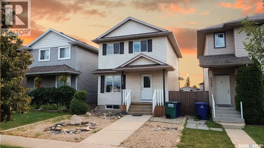 2933 McClocklin ROAD, Saskatoon, Saskatchewan S7R0A1