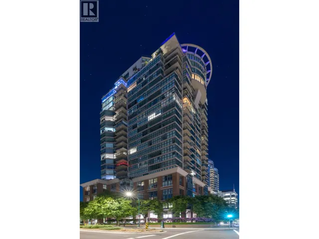 2105 1128 QUEBEC STREET, Vancouver, British Columbia V6A4E1