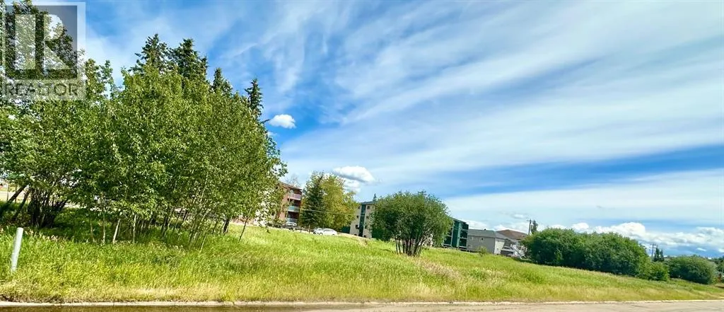 9825 99 Avenue, Lac La Biche, Alberta T0A2C0
