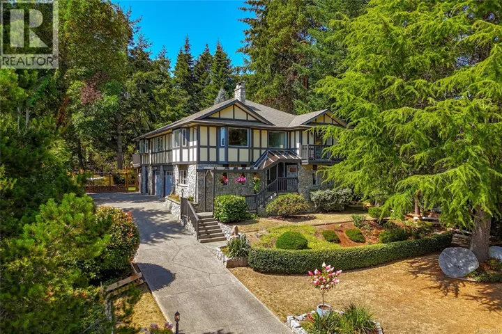 1866 Barrett Dr, North Saanich, British Columbia V8L4V2