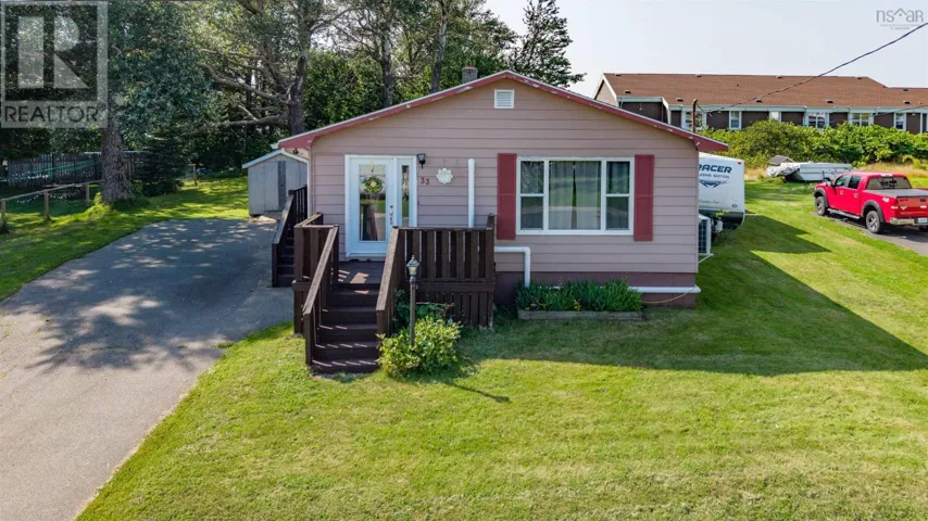33 Convent Street, Sydney Mines, Nova Scotia B1V1J8