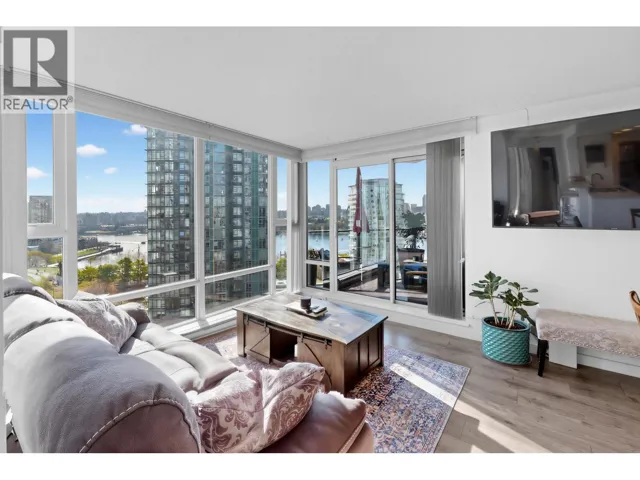 1501 455 BEACH CRESCENT, Vancouver, British Columbia V6Z3E5