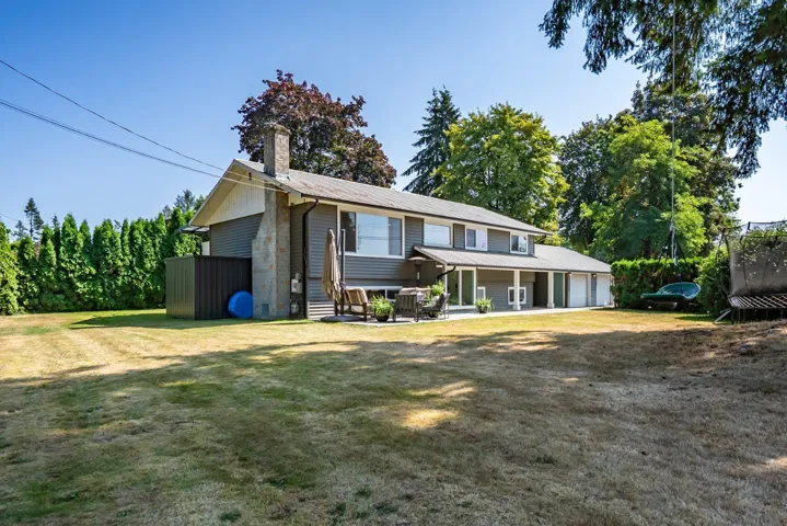 23165 88 AVENUE, Langley, British Columbia V1M2R5
