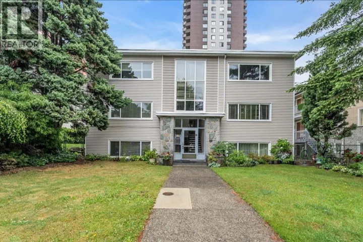 1 1420 CHESTERFIELD AVENUE, North Vancouver, British Columbia V7M2N4