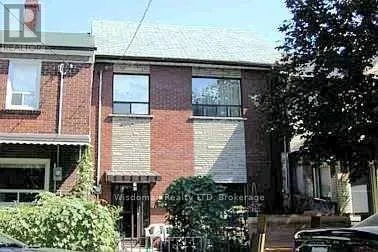MAINFLOOR - 139 LIPPINCOTT STREET, Toronto (University), Ontario M5S2P3