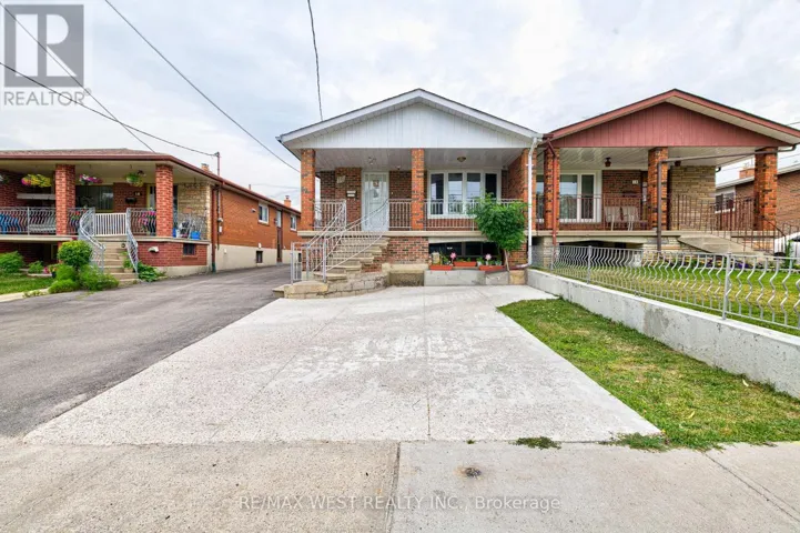 MAIN LVL - 16 HASBROOKE DRIVE, Toronto (Humber Summit), Ontario M9L1A1