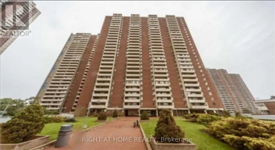 2819 - 1 MASSEY SQUARE, Toronto (Crescent Town), Ontario M4C5L4
