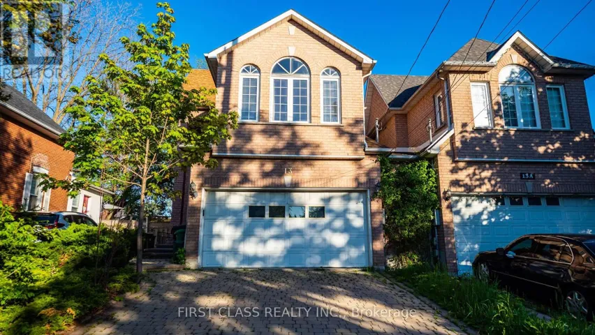 13 PRINCESS STREET, Mississauga (Streetsville), Ontario L5M1Z8