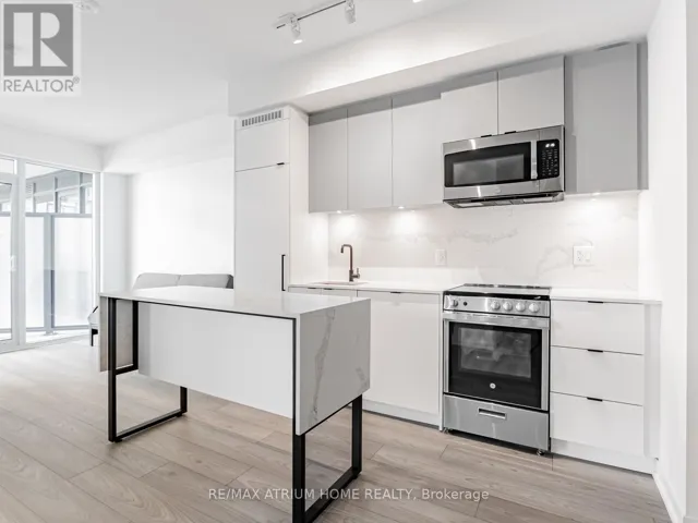 827 - 285 DUFFERIN STREET, Toronto (South Parkdale), Ontario M6K0J2