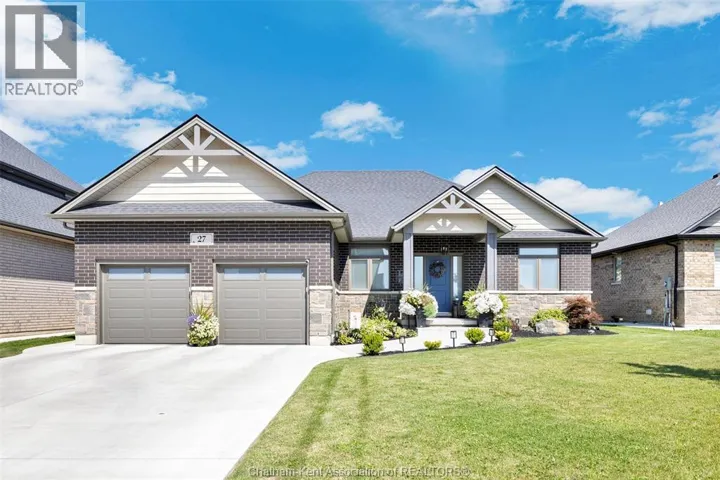 27 TRACY DRIVE, Chatham, Ontario N7M0S8