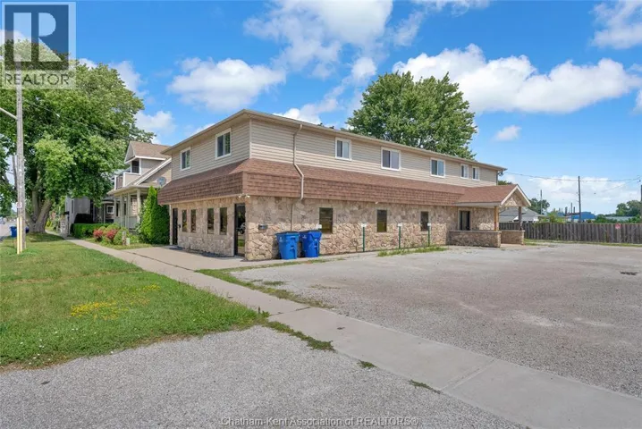 255B William STREET South, Chatham, Ontario N7M4T2
