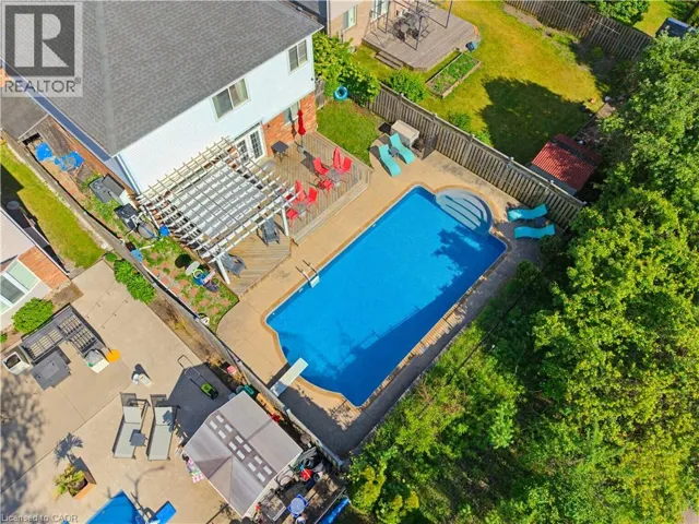 359 PINE VALLEY Drive, Kitchener, Ontario N2P2V4