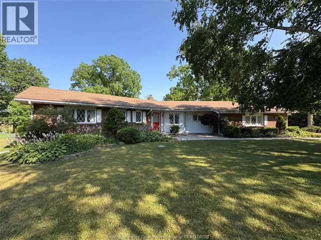 37 PARK LANE, Lambton Shores, Ontario N0N1J0