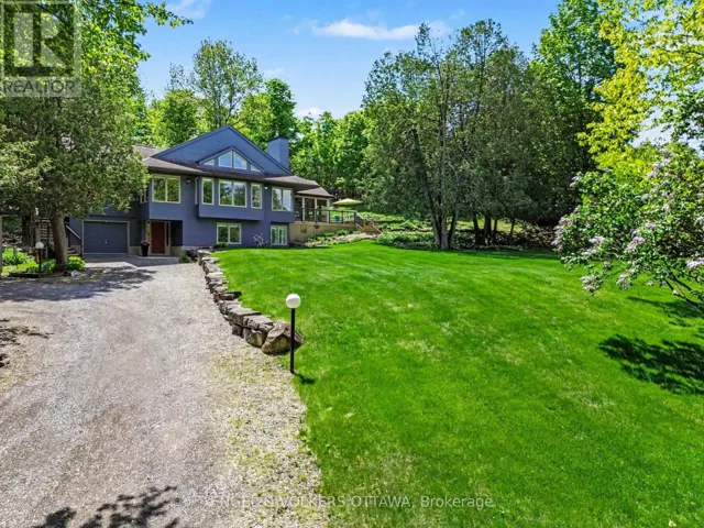 4637 NORTHWOODS DRIVE, Ottawa, Ontario K0A3M0
