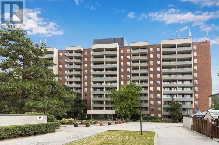 513 - 1 FOUR WINDS DRIVE, Toronto (York University Heights), Ontario M3J2T1
