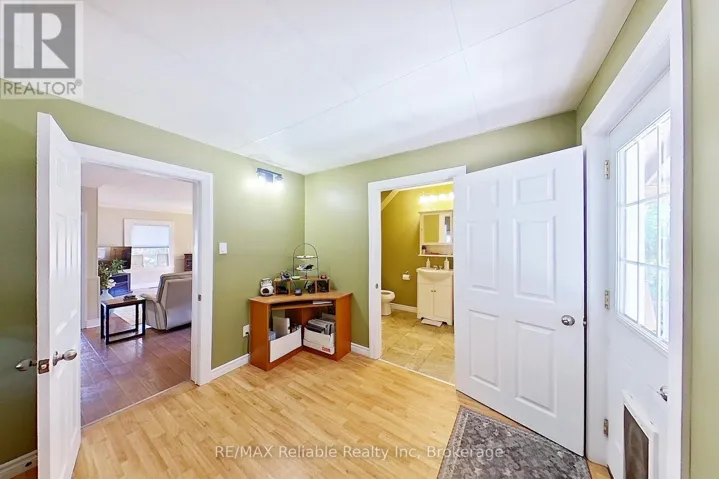 780